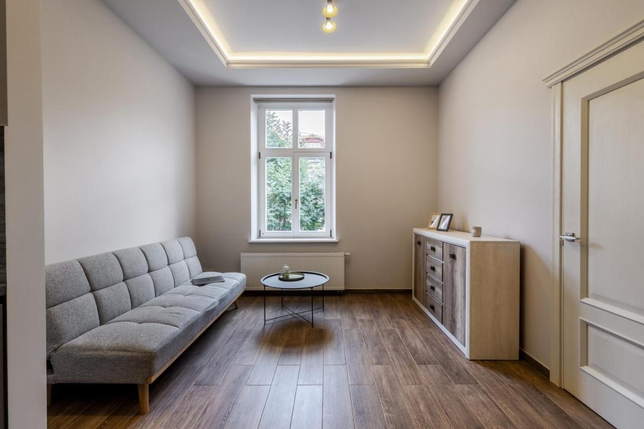 Inshiapartments On Kovzhuna Str Lviv Exterior photo